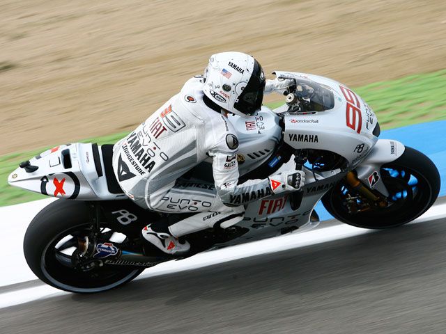 Jorge Lorenzo gana la lucha por la pole en Estoril