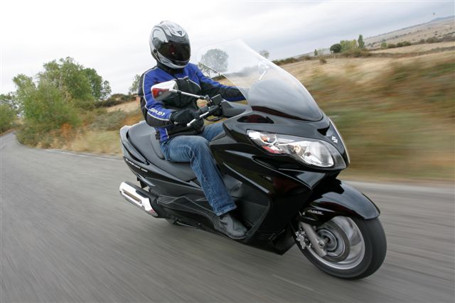 Suzuki Burgman 400 ABS