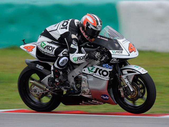 Aoyama, victoria en el GP de Malasia y título casi en el bolsillo