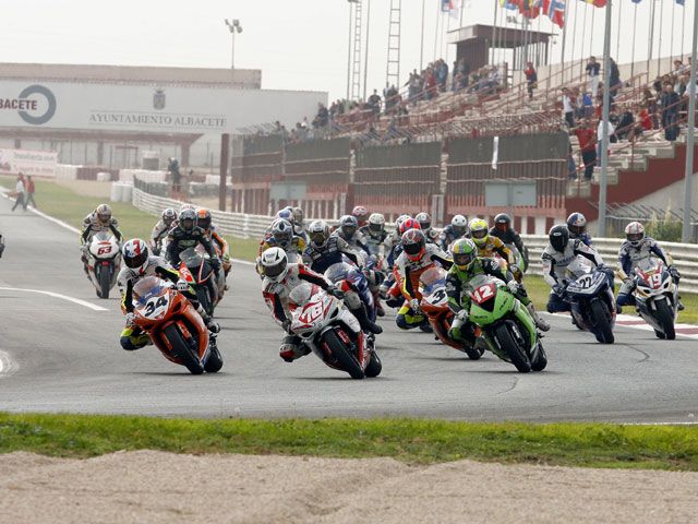 Todo a una carta en Albacete en el Campeonato de Europa de Velocidad