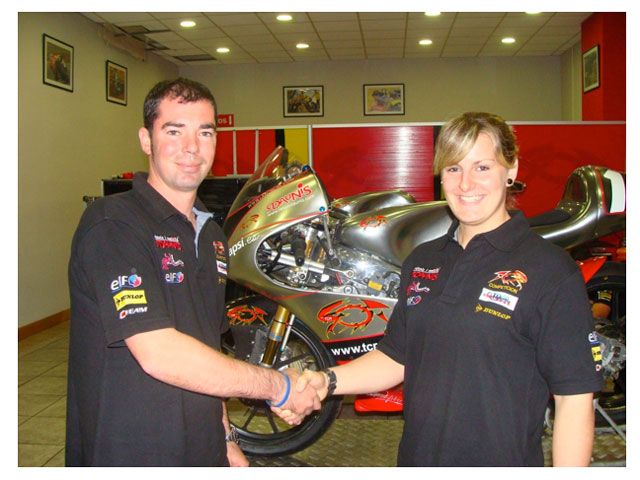 Carla Calderer da el salto a Moto2 en el CEV
