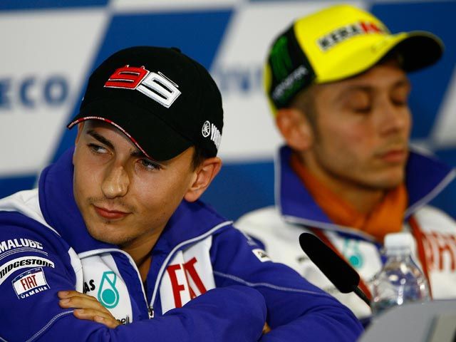 Valentino Rossi es triste, según el preparador físico y representante de Lorenzo
