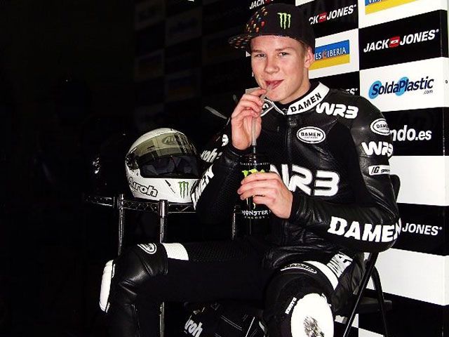 Danny Webb se estrena con el equipo WRB