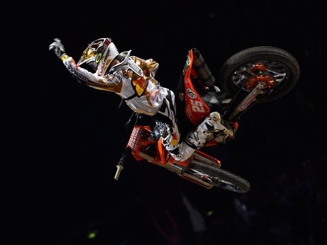 Marvin Musquin se impone en el Supercross Solidario de Madrid