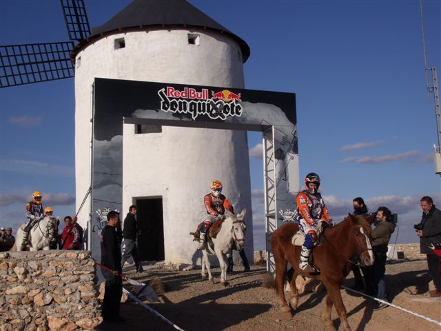 Cervantes, Coma, Raga, Roma y Barragán en el Enduro Don Quijote