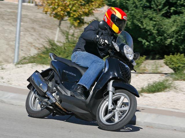 Aprilia Scarabeo 125