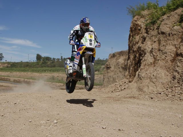 David Fretigné gana la segunda etapa del Dakar. Marc Coma, penalizado