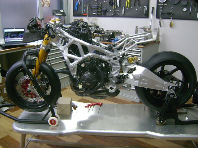 Aspar, a Moto2 con RSV