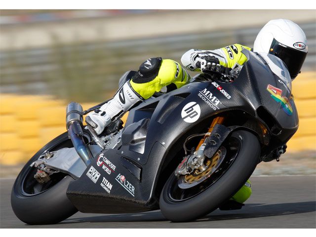 Gadea y Pons concluyen los entrenamientos de Moto2 en Valencia