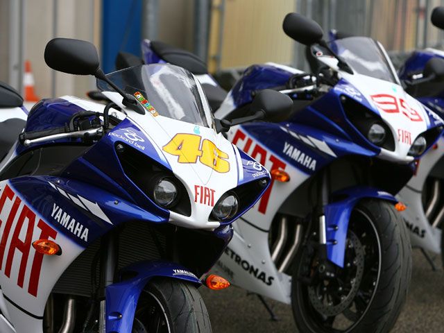 El equipo Fiat Yamaha descubrirá su moto en Sepang