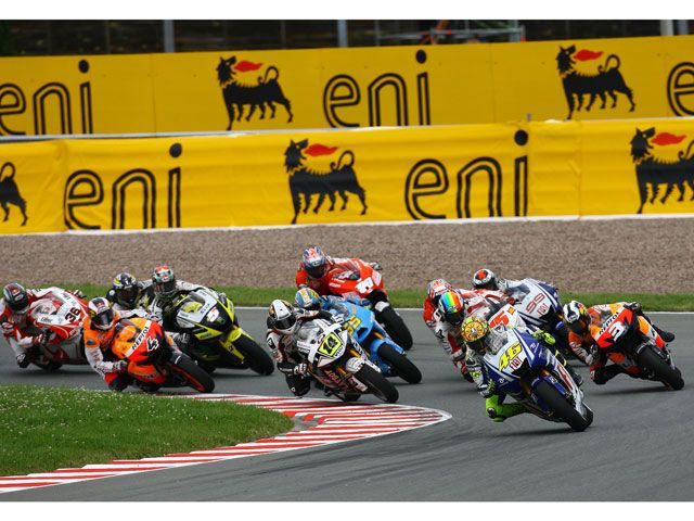 MotoGP será una categoría mixta en 2012