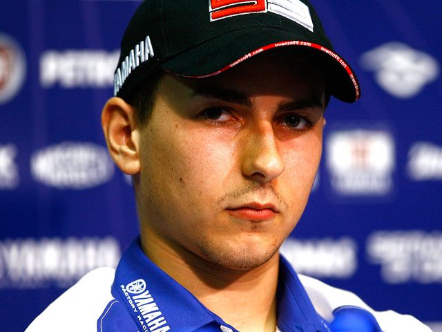 Jorge Lorenzo, duda en los entrenamientos de Qatar