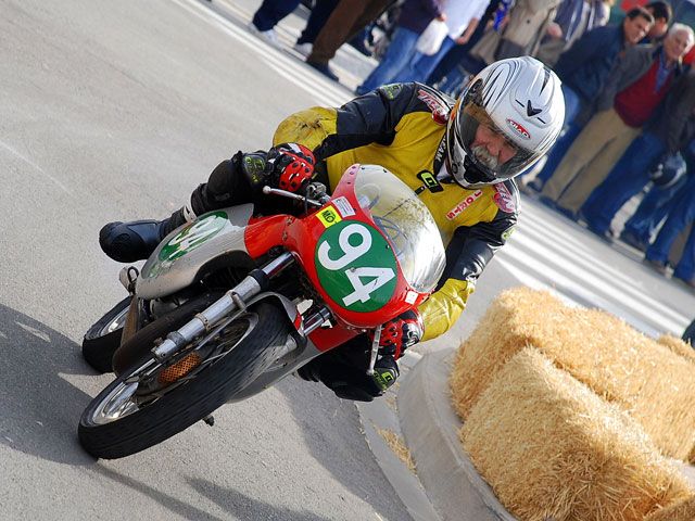 Campeonato de motos clásicas Motodes