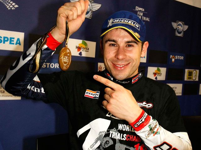 Toni Bou logra su cuarto título de Campeón del Mundo de Trial Indoor