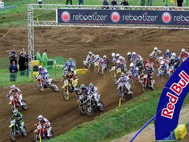 Max Nagl y Marvin Musquin, al frente en el Mundial de Motocross