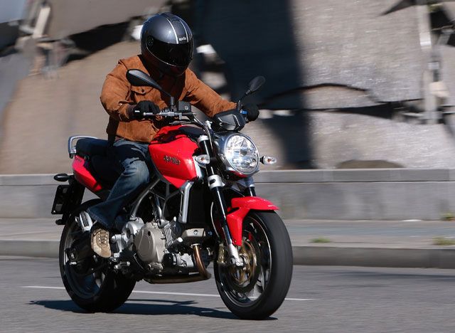 Aprilia Moto Live Tour 2010
