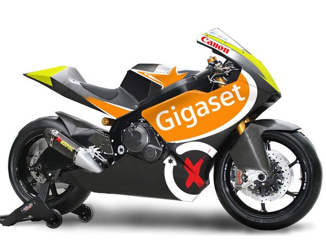Equipo LaGlisse de Moto2 en el CEV