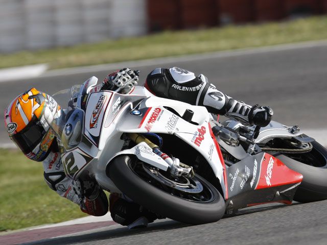 Poles para Forés, Morales y Viñales en el CEV de Albacete