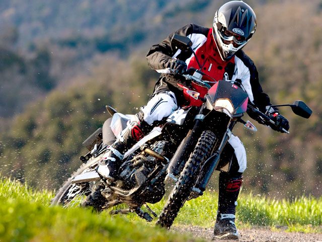 Derbi Senda DRD 125 4T R y SM