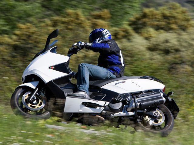 Gilera GP 800 2010