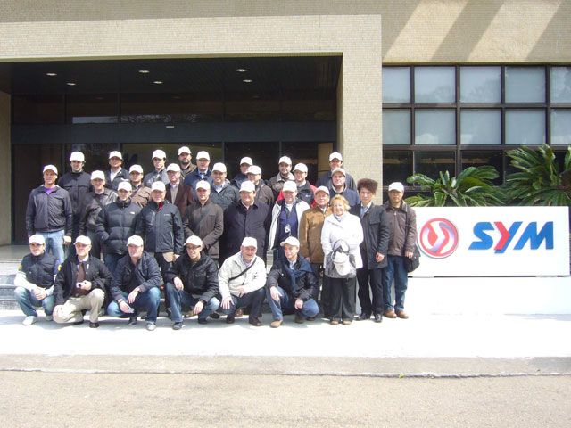 Los concesionarios de motos SYM visitaron Taiwan
