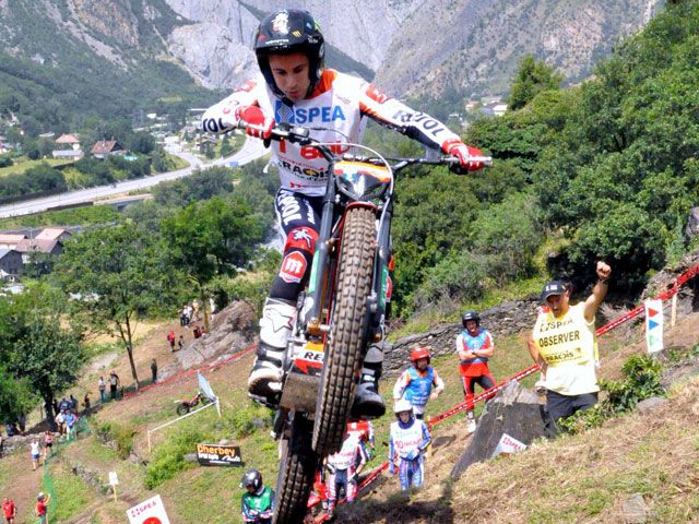 Toni Bou triunfa en el G.P. de Francia