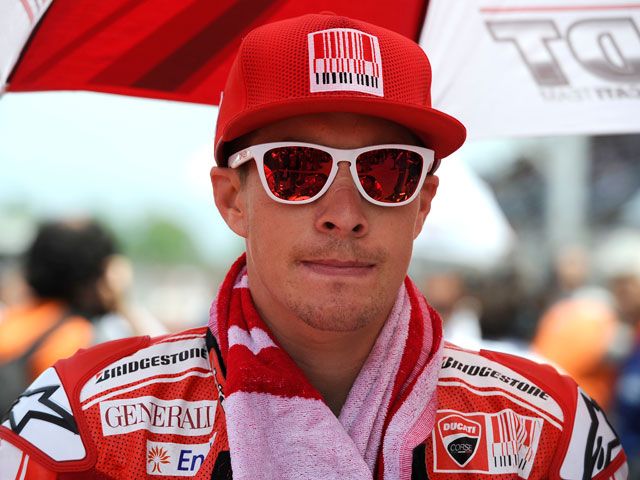 Nicky Hayden: "Casey Stoner puede ser muy rápido con la Honda"