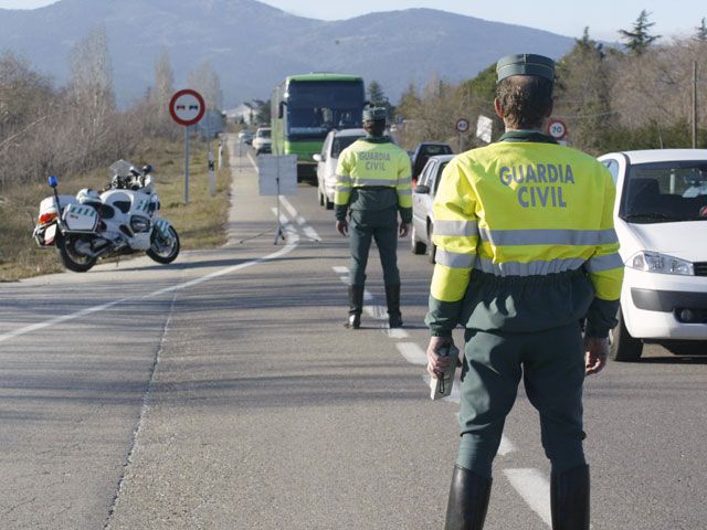 Guardias Civiles podrán convertirse en examinadores del carné