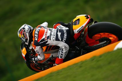 Pedrosa, Tomizawa y Smith los más rápidos en Brno