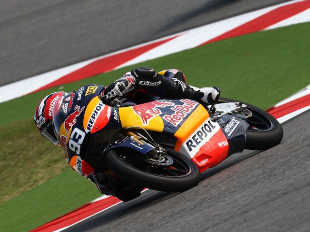 Marc Márquez sube a los más alto del podio de San Marino