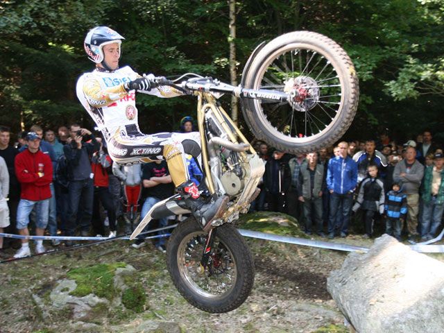Adam Raga: victoria y subcampeonato en el trial de República Checa