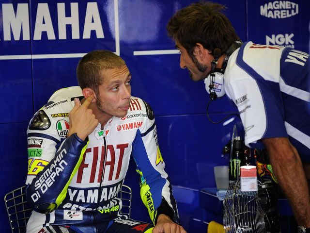 Valentino Rossi se operará del hombro al final de la temporada