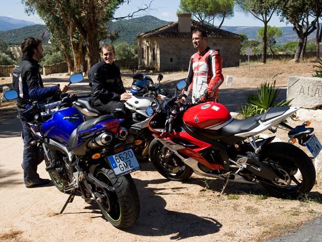 Yamaha contra Yamaha y novedades 2011