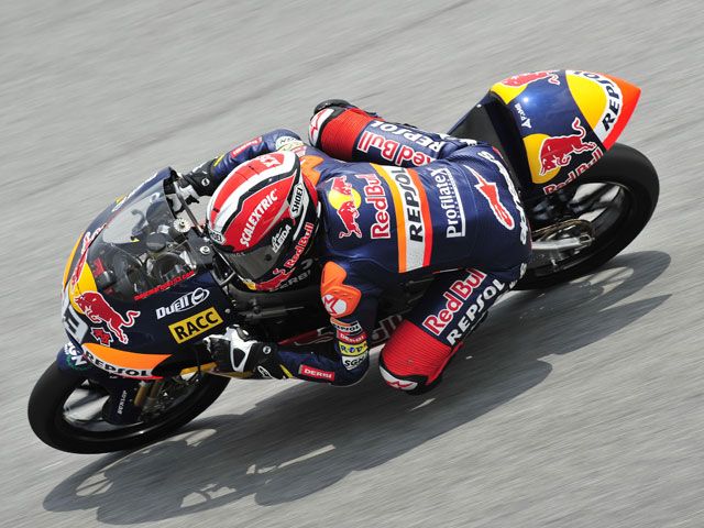 Márquez consigue la "pole position" en Sepang
