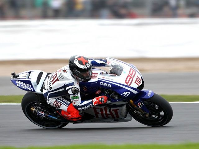 Jorge Lorenzo, el más rápido bajo la lluvia en Australia