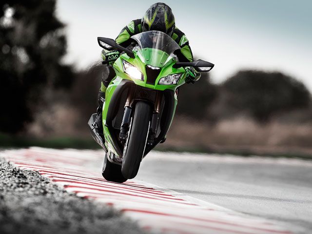 Kawasaki Ninja ZX- 10 R