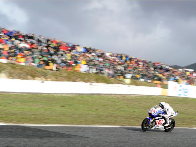 Jorge Lorenzo, pole, vuelta rápida y victoria en Estoril