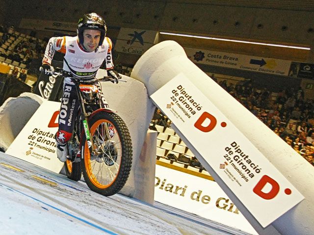 Toni Bou vence el Trial Indoor de Girona