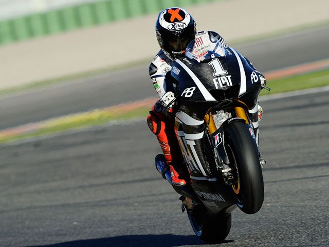 Jorge Lorenzo se impone en los primeros entrenamientos 2011 de MotoGP