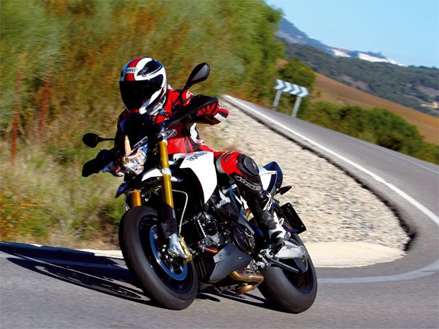 Aprilia Dorsoduro 1200