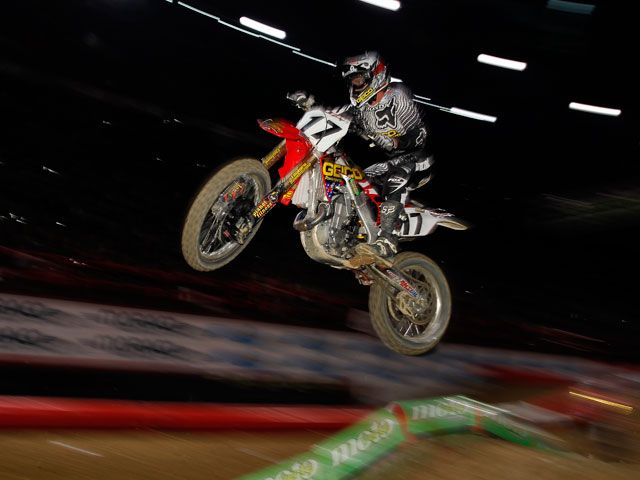 Justin Barcia gana el Supercross de París