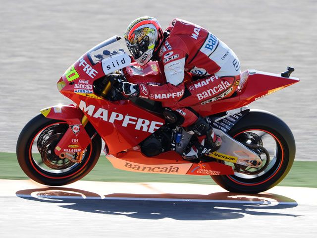 Julián Simón marca buenos tiempos en Jerez