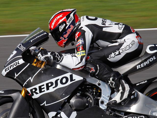 Marc Márquez rueda con la Moto2