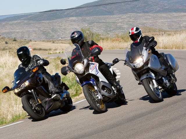 Comparativa Honda V2 680 cc