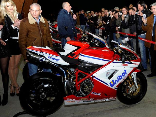La Ducati 2011 de Carlos Checa
