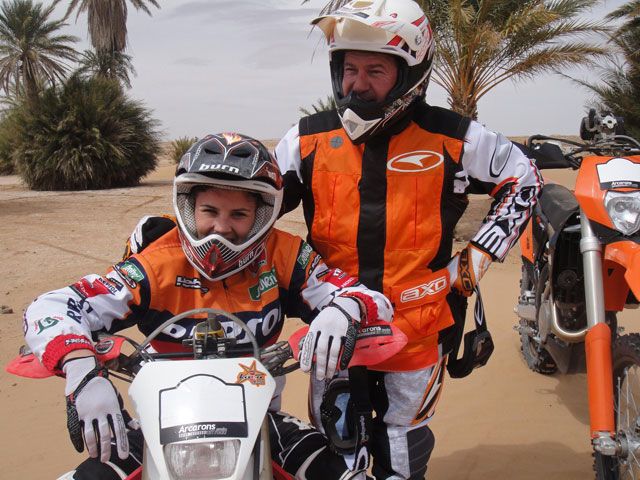Laia Sanz afronta el reto del Dakar con Jordi Arcarons