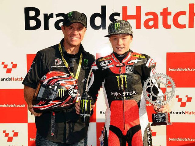 Dakota Mamola, el hijo de Randy, en acción