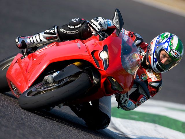 Ducati Riding Experience, con Troy Bayliss