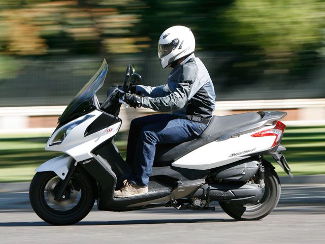 Los scooters arrasan en las ventas de motos