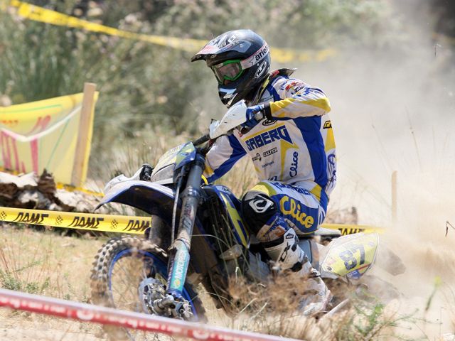 Husaberg presenta sus equipos 2011